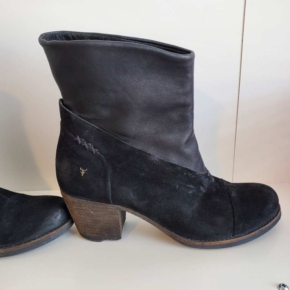 Soft calfskin Trask boots sz7 black